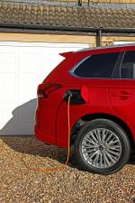 Mitsubishi Outlander PHEV 2018 года (UK)